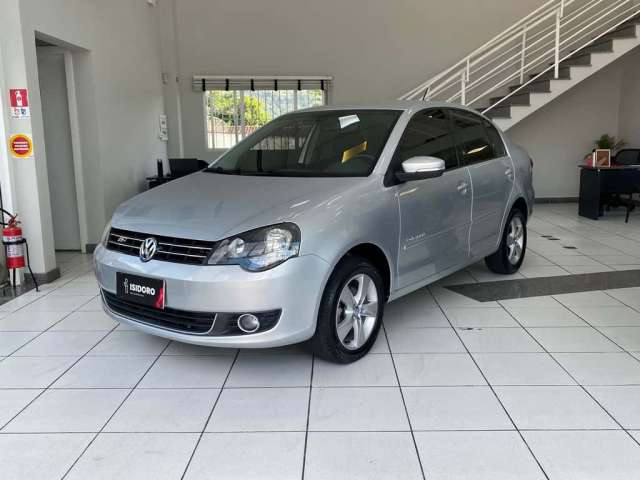 VOLKSWAGEN POLO Sed. COMFORT. 1.6 Mi Tot. Flex 8v