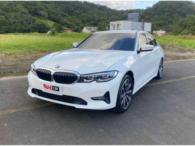 BMW 320i ACTIVE GP TB 2.0 FLEX - Branca - 2021/2022