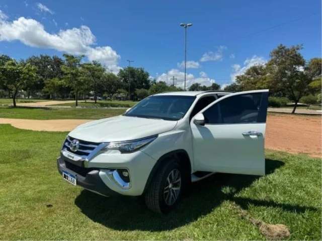 Toyota Hilux sw4 2019 2.8 srx 4x4 16v turbo intercooler diesel 4p automático