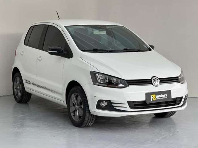 Volkswagen Fox Connect 1.6 manual 2022