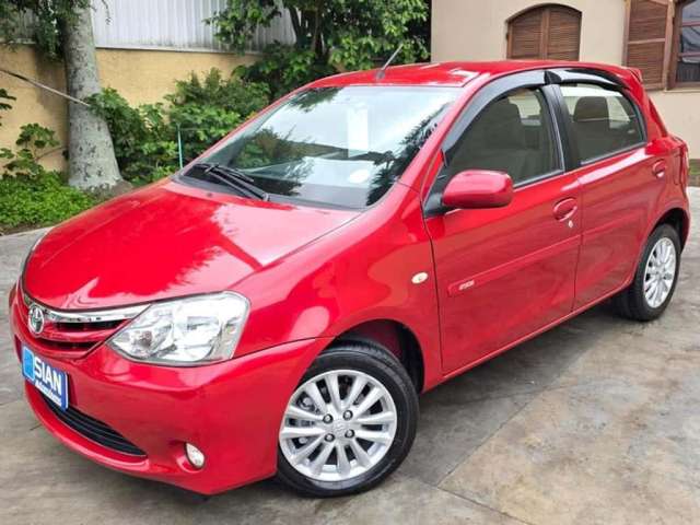 TOYOTA ETIOS HATCH XLS 1.5 16V FLEX 2013