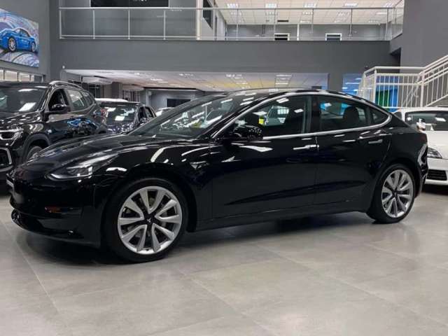 TESLA MODEL 3 2019