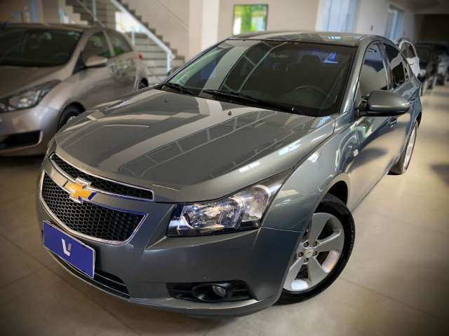 Chevrolet Cruze Sedan LT 1.8 16v MT 6M