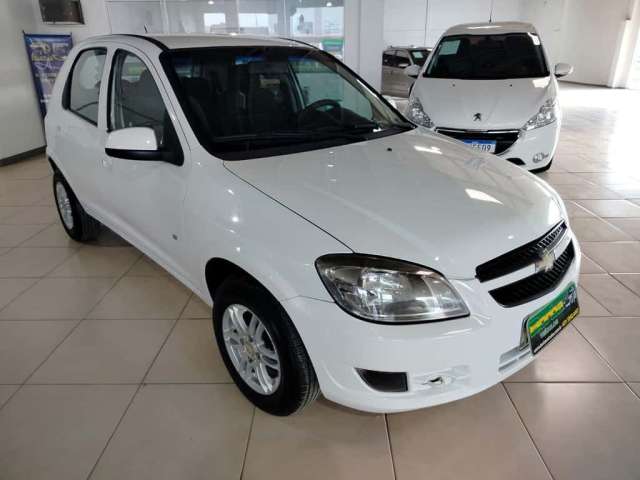 Chevrolet Celta Spirit/ LT 1.0 MPFI 8V FlexP. 5p  - Branca - 2011/2012