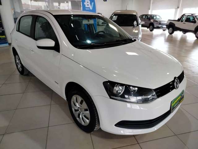 Volkswagen Gol (novo) 1.0 Mi Total Flex - Branca - 2013/2013