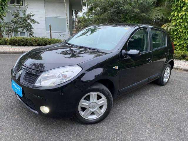 RENAULT SANDERO