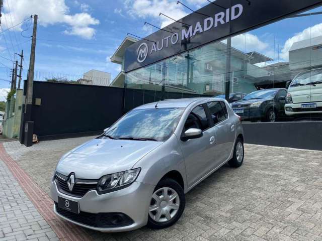 RENAULT SANDERO