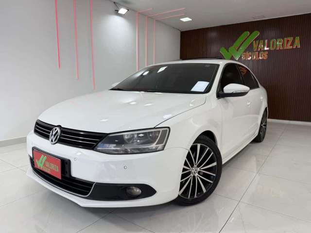 Volkswagen JETTA Highline 2.0 TSI 16V 4p Tiptronic