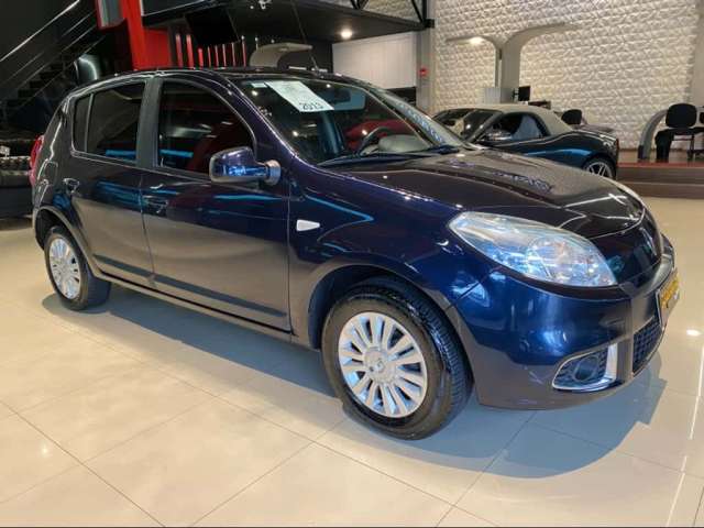 Renault SANDERO 1.6 PRIVILÉGE 16V FLEX 4P AUTOMÁTICO