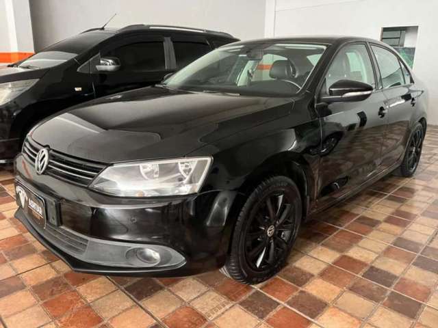 VOLKSWAGEN JETTA 2.0 2014