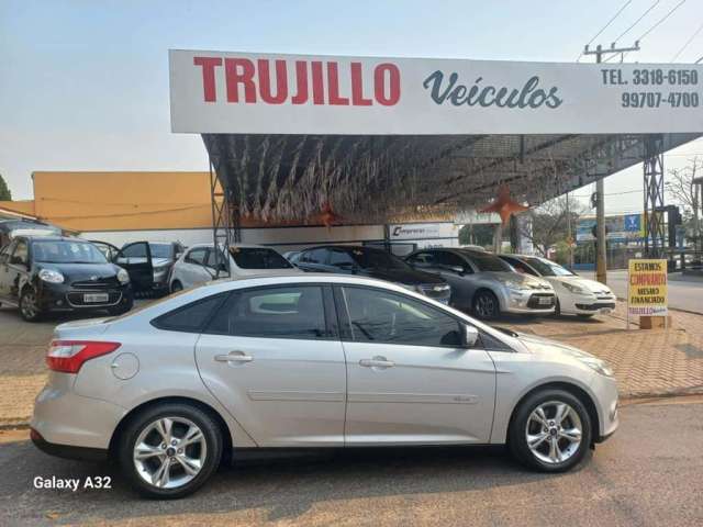 Ford Focus 2.0 S Sedan 16V Flex 4P Powershift