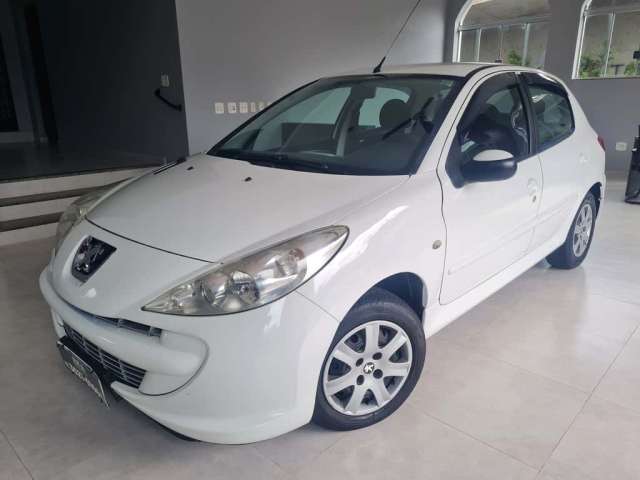 Peugeot Hatch XR 1.4 8V - 135.500km