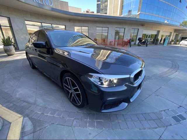 BMW 530i 2.0 16V TURBO GASOLINA M SPORT AUTOMÁTICO