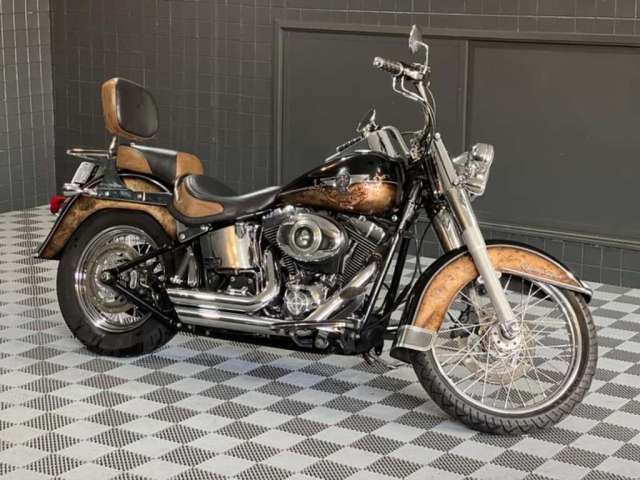 HARLEY-DAVIDSON HERITAGE SOFTAIL