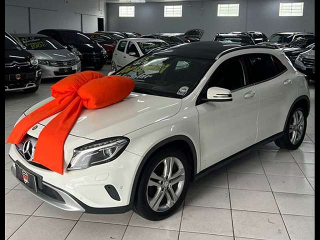 Mercedes-Benz GLA 200 Vision 1.6/1.6 TB 16V Flex Aut.