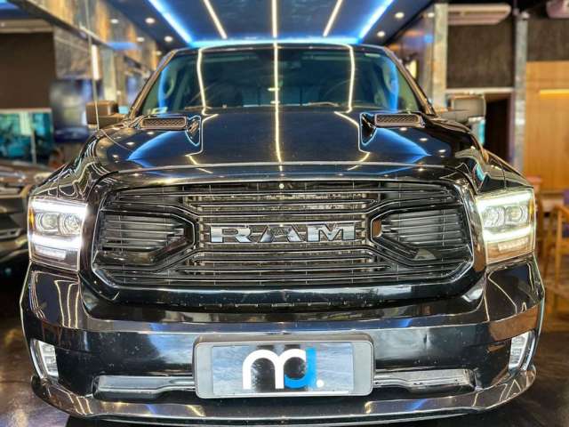 RAM CLASSIC 5.7 LARAMIE - GASOLINA  2022