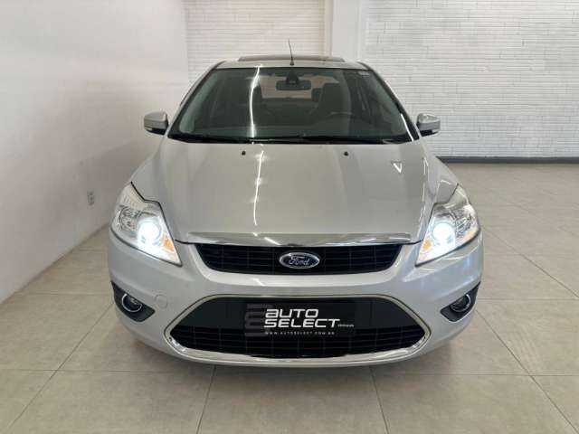 Ford Focus Sedan Titanium - 2012 - Apenas 126.000 Km