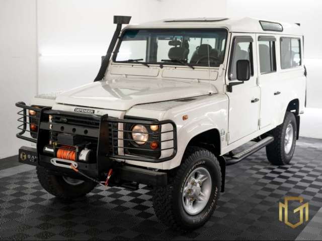 Land Rover DEFENDER 2.5 CSW 110 4X4 TURBO DIESEL 4P MANUAL