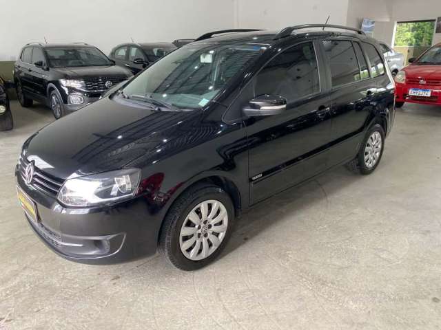 Volkswagen Spacefox 1.6 Mi Trend 8V Flex 4P Manual