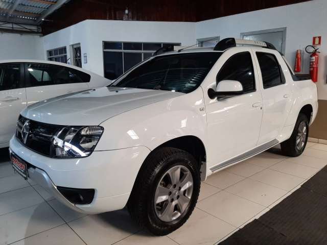 DUSTER OROCH 1.6 DYNAMIQUE FLEX MANUAL ANO 2017 COMPLETA 