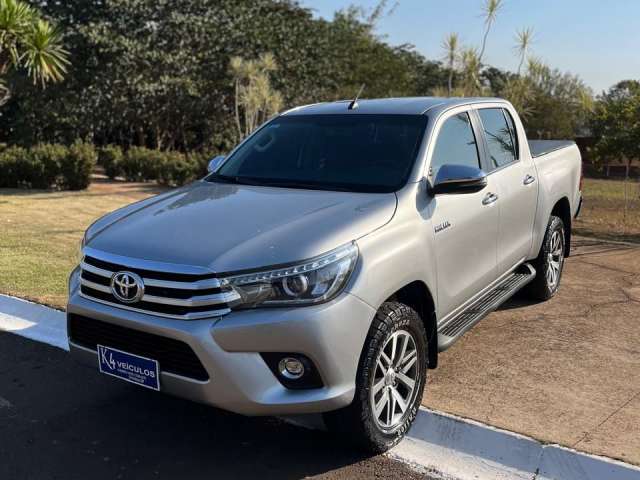 Hilux SRX