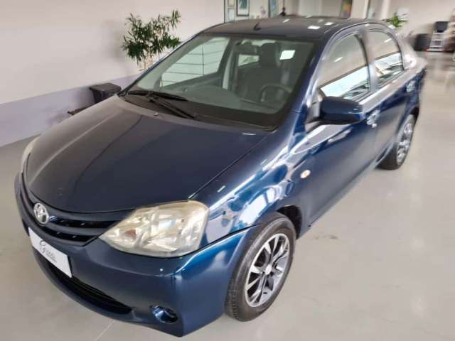 Toyota Etios XS Sedan1.5 Flex 16V 4p Mec.  - Azul - 2014/2015