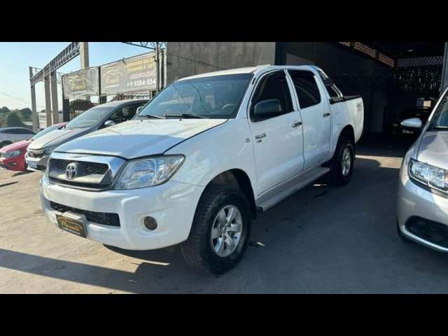 TOYOTA HILUX STD 2.5 4X4 CD 2010