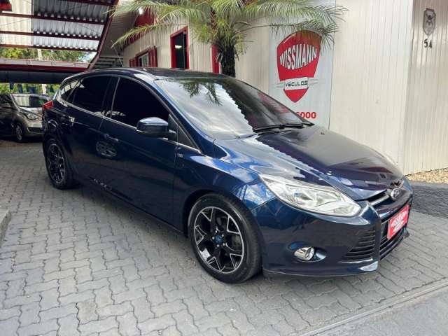 FORD/FOCUS TITANIUM 2.0