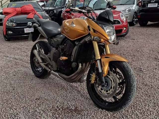 CB 600F HORNET