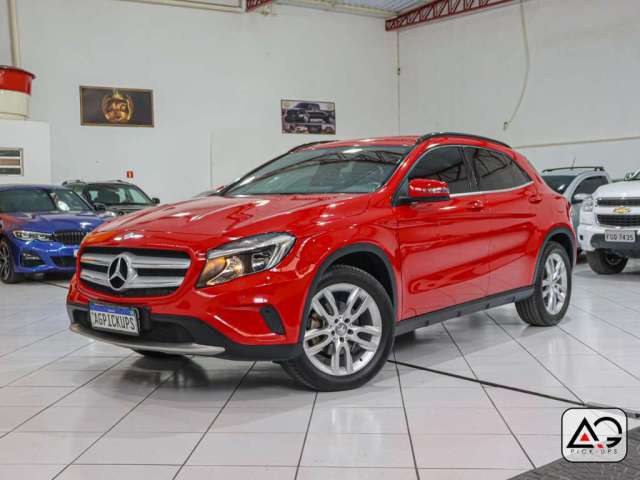 MERCEDES-BENZ GLA 200