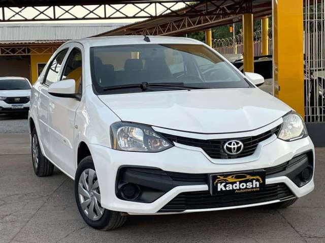 Toyota Etios 2019 1.5 x plus 16v flex 4p manual