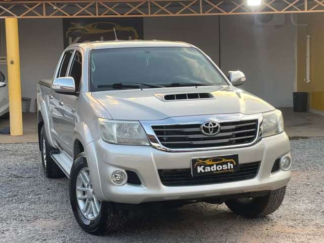 Toyota Hilux 2013 3.0 srv 4x4 cd 16v turbo intercooler diesel 4p manual