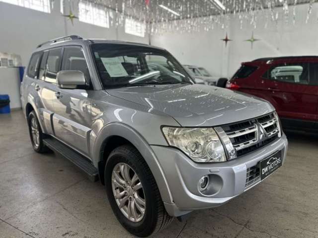 MITSUBISHI PAJERO FULL