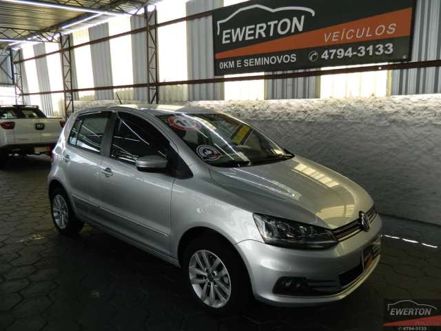 Volkswagen Fox Connect 1.6 Flex 8V 5p  - Prata - 2018/2019