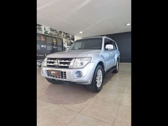 Mitsubishi Pajero Full FULL 3.2 HPE 4X4 16V TURBO DIESEL 7 LUGARES