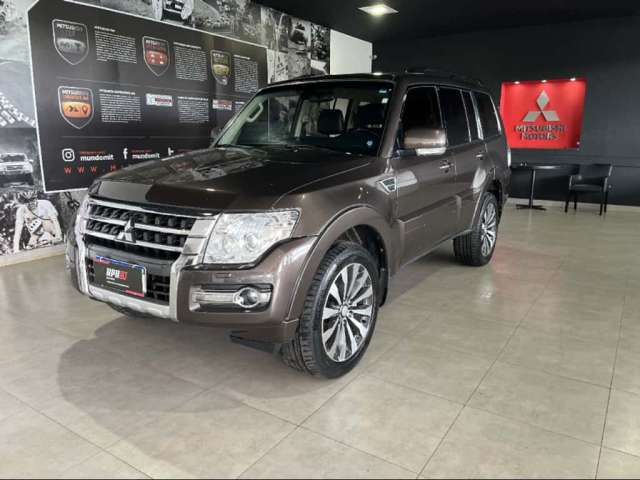 Mitsubishi PAJERO FULL 3.2 HPE 4X4 16V TURBO INTERCOOLER DIESEL 4P AUTOMÁTICO