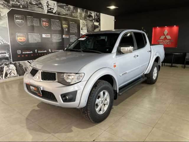 Mitsubishi L200 TRITON 3.2 HPE 4X4 CD 16V TURBO INTERCOOLER DIESEL 4P AUTOMÁTICO