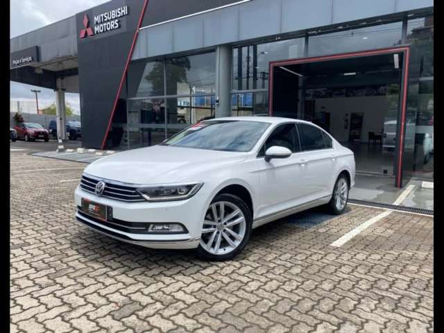 Volkswagen PASSAT 2.0 16V TSI BLUEMOTION GASOLINA HIGHLINE 4P DSG