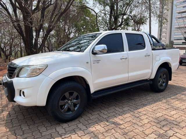 TOYOTA HILUX 2.7 SR 4X2 CD 16V FLEX 4P AUTOMÁTICO