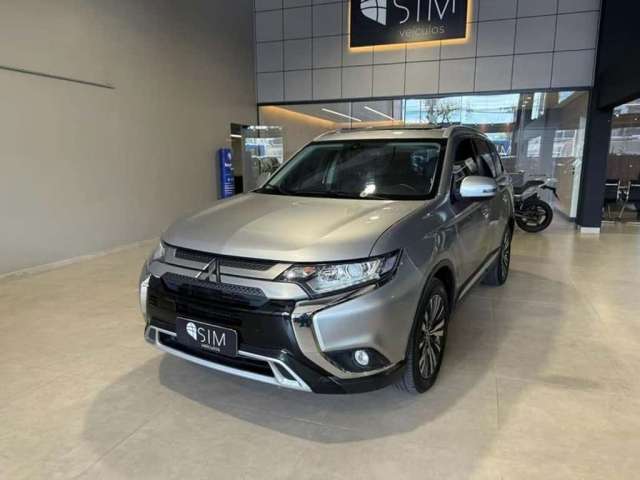 MITSUBISHI OUTLANDER HPE 7 LUGARES 2019