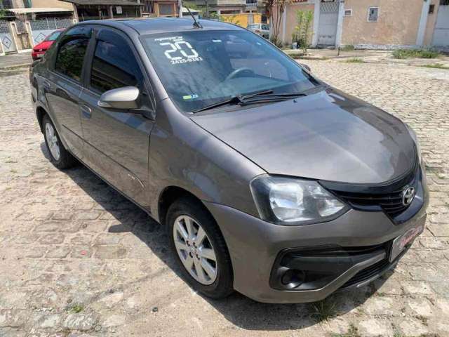 Toyota Etios 2020 1.5 x plus sedan 16v flex 4p automático