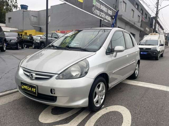 Honda Fit 2008 - Compacto e Econômico