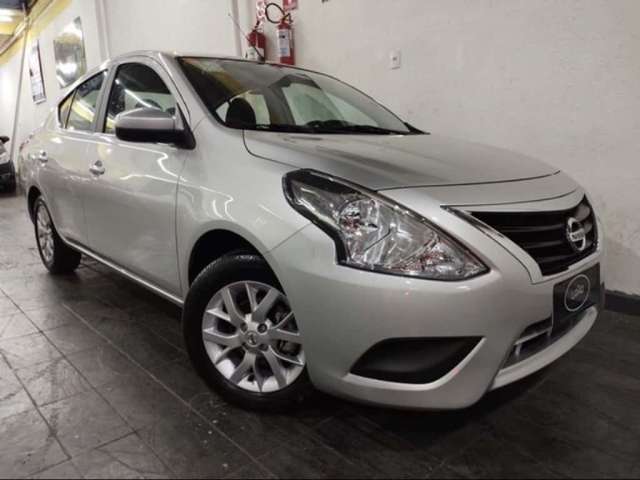 NISSAN VERSA SV 1.6 16V FlexStart 4p Aut.