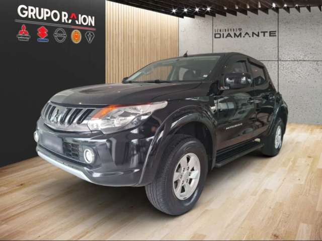 Mitsubishi L200 TRITON 2.4 16V TURBO DIESEL SPORT GLS CD 4P 4X4 AUTOMÁTICO