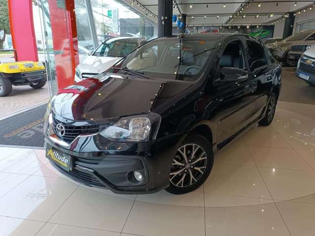 Toyota Etios 1.5 SEDAN PLATINUM AUTOMÁTICO - Preta - 2018/2019