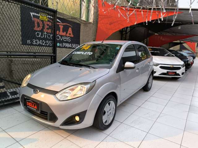 Fiesta Hatch 2014 completo