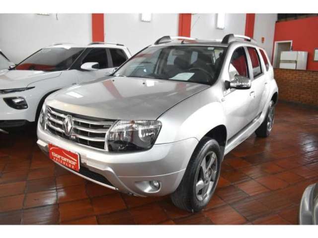 RENAULT DUSTER