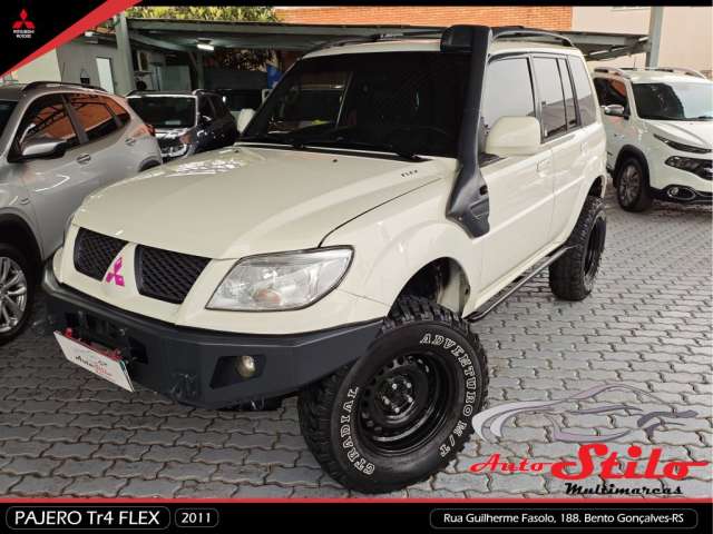 Pajero TR4 2.0 Flex 4x4