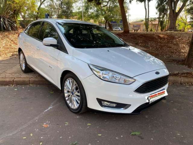 Ford Focus 2017 2.0 se plus 16v flex 4p powershift