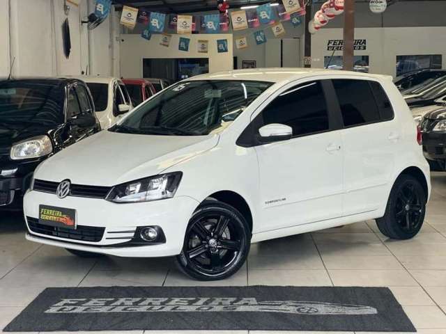 VOLKSWAGEN FOX 1.6 CONFORT MB 2016